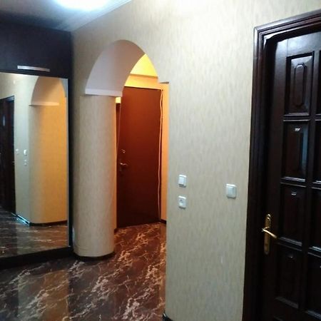 Apartment Жужуна Batumi Exteriör bild