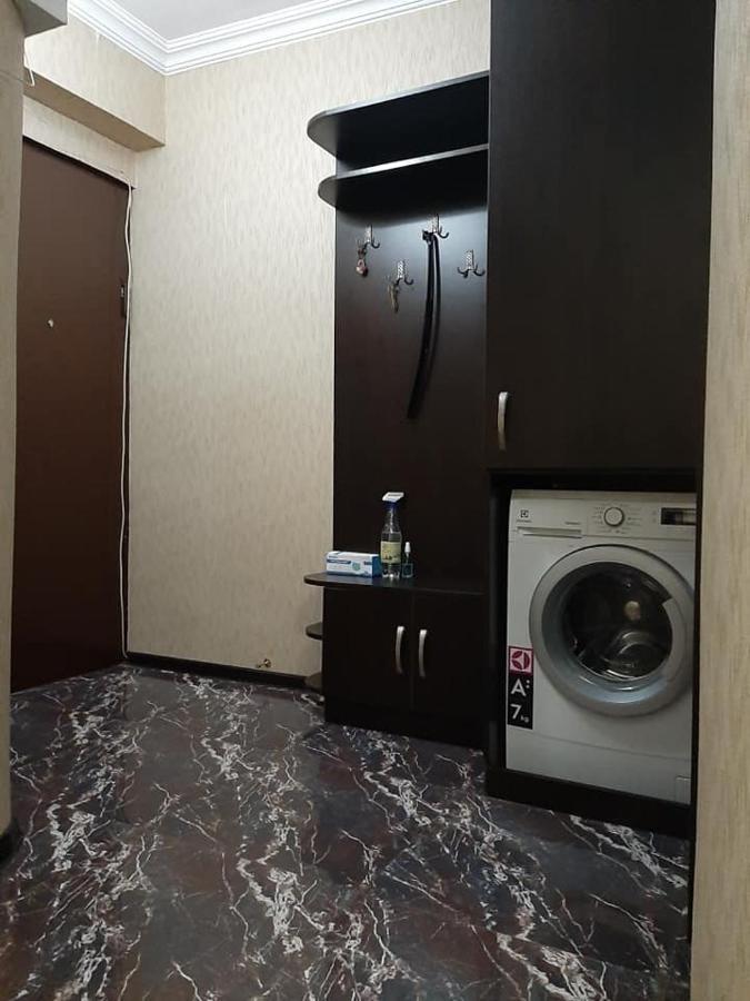 Apartment Жужуна Batumi Exteriör bild
